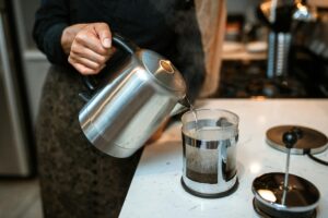 Hoe voorkom je kalk in de waterkoker?
