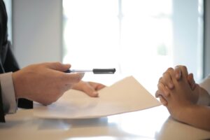 Hoe kun je een internetcontract opzeggen in Nederland?