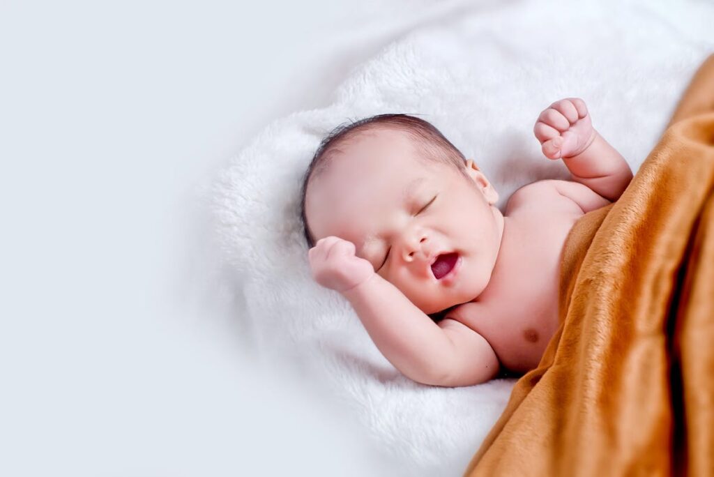 Welke winkels verkopen duurzame babykleding